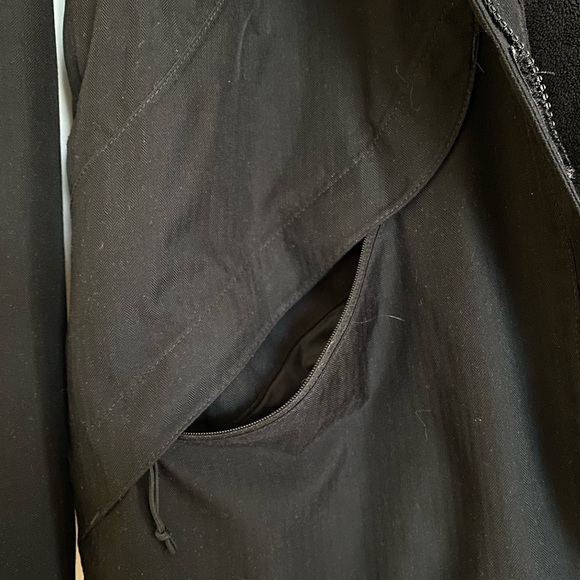 North Face Jacket with Detachable Hood - Picture 5 of 12